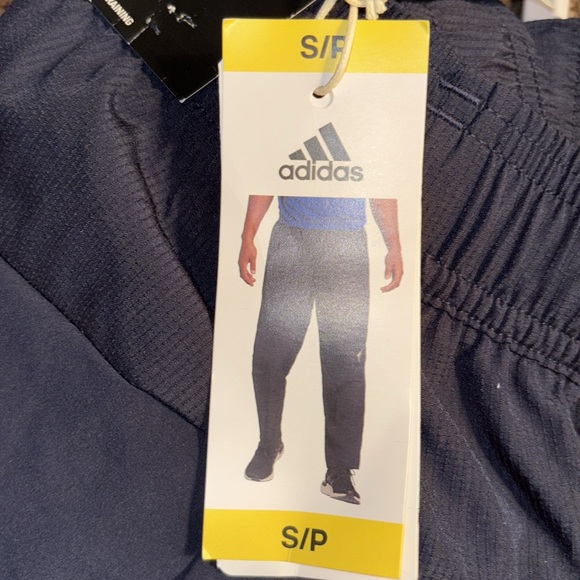 Adidas Training pant - Picture 10 of 11